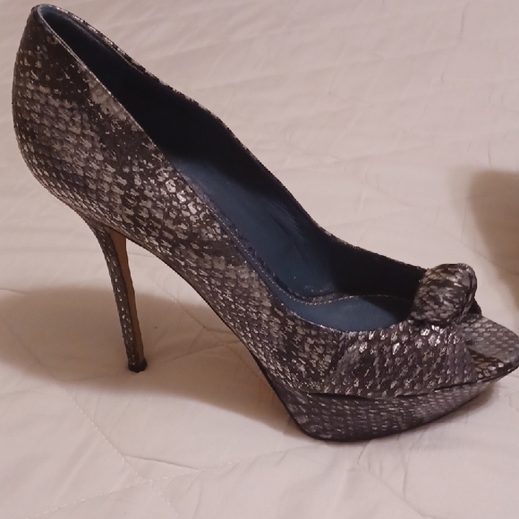 Sergio Rossi Black and Silver Textured Platform Heels - Picture 3 of 10